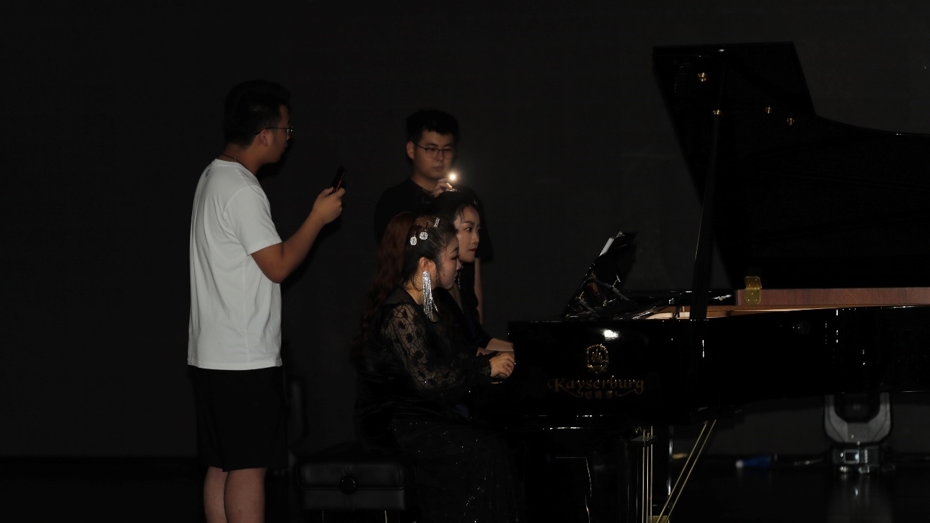 image017.jpg image017.jpg