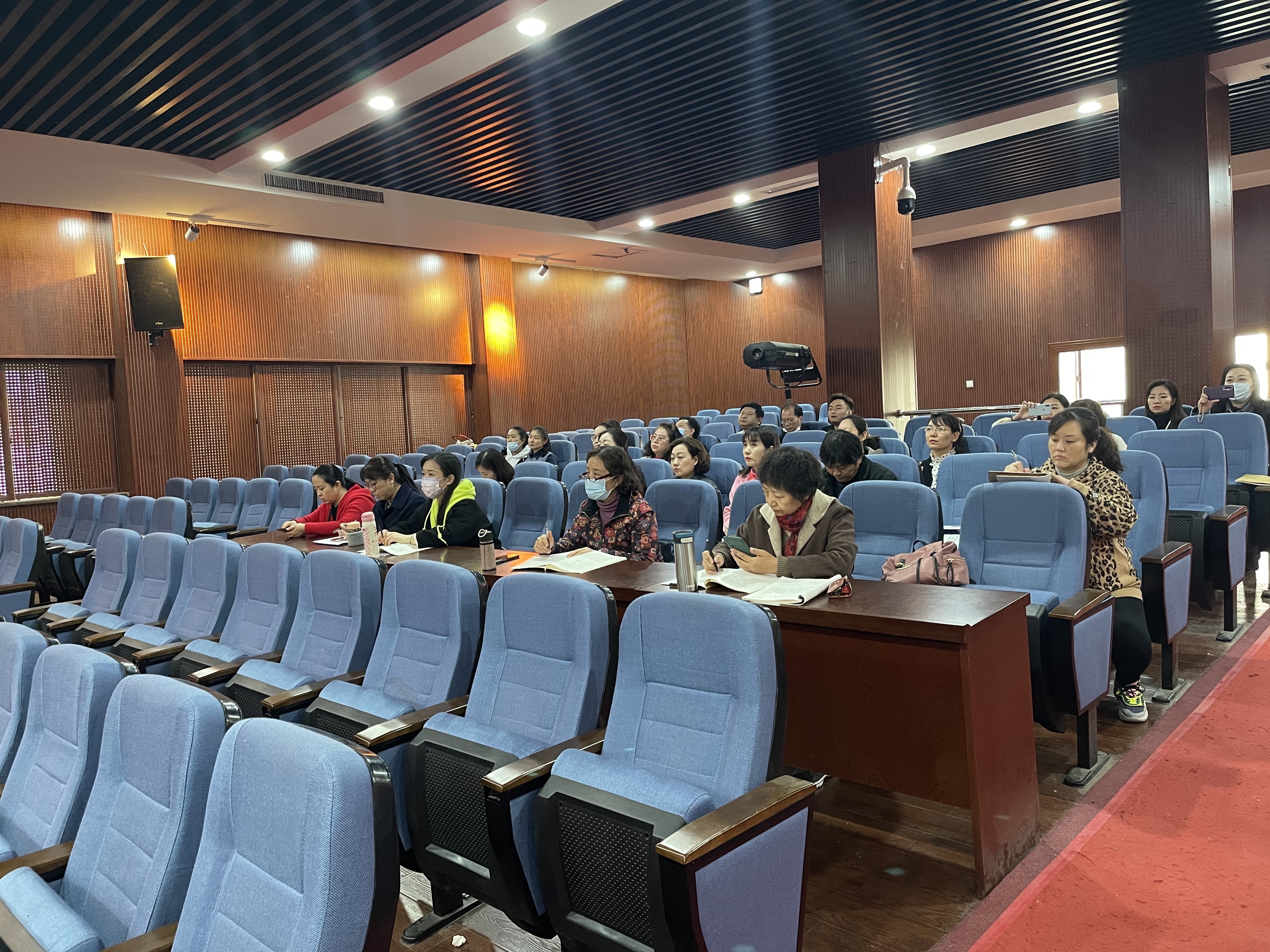 IMG_2137.JPG IMG_2137.JPG