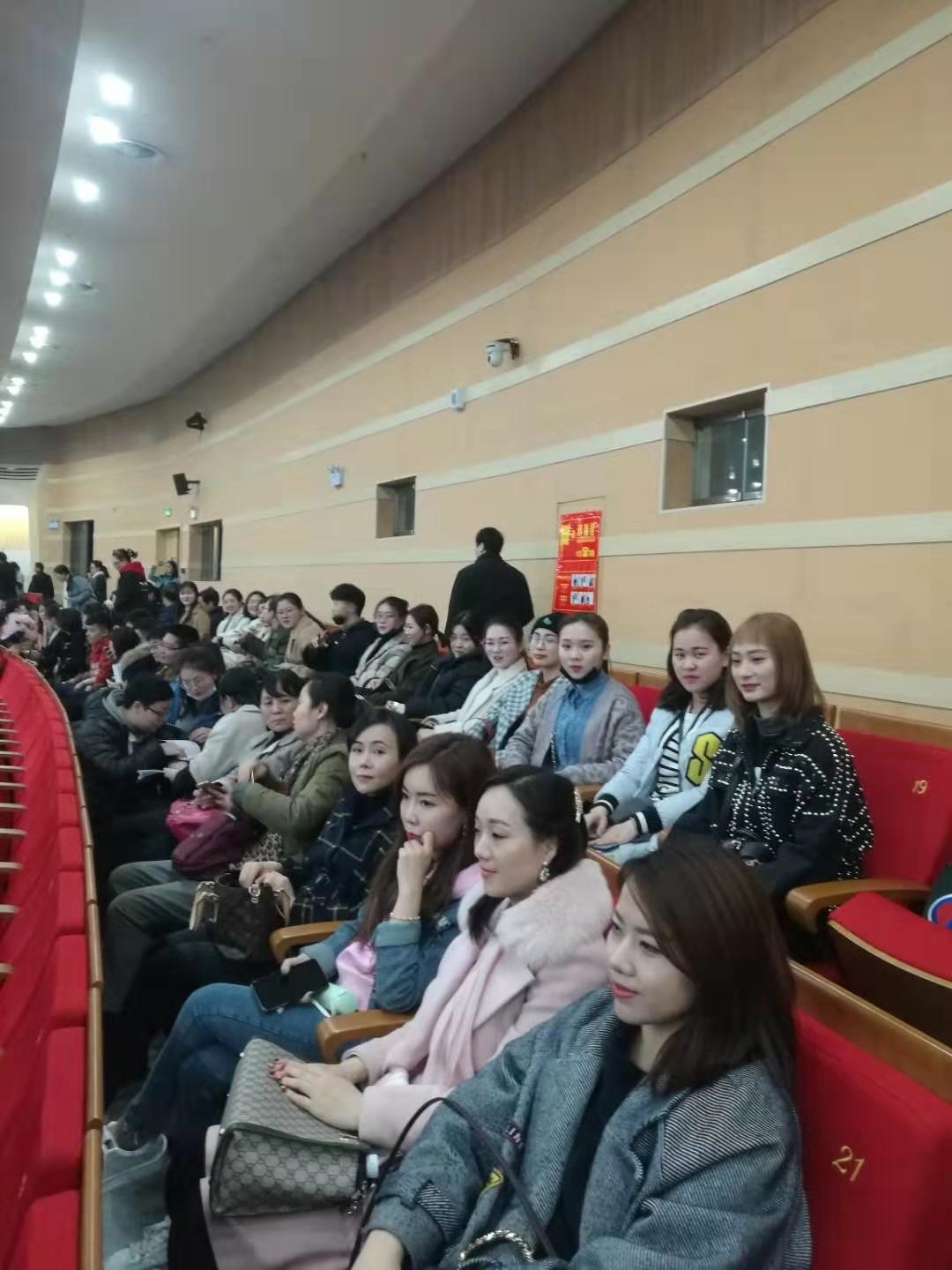 2019年3月5日党史教育电影《红旗漫卷西风》照片 (2).jpg 2019年3月5日党史教育电影《红旗漫卷西风》照片 (2).jpg