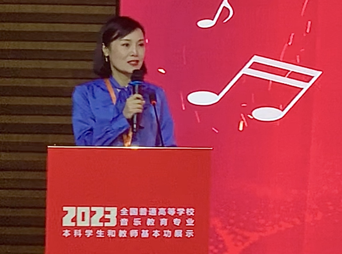 李雯.jpg 李雯.jpg