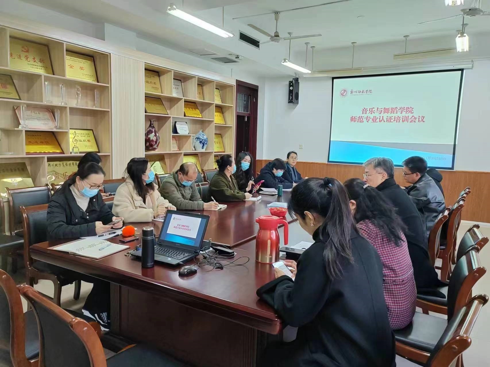 image001.jpg image001.jpg