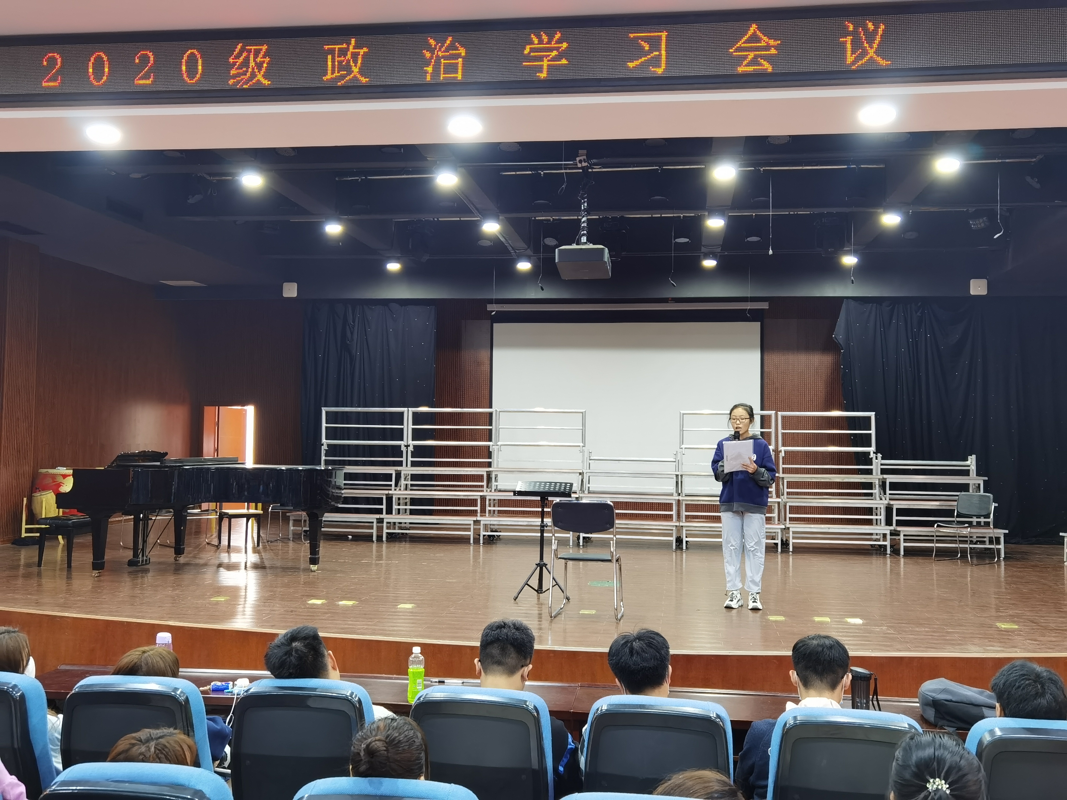 照片2.jpg 照片2.jpg