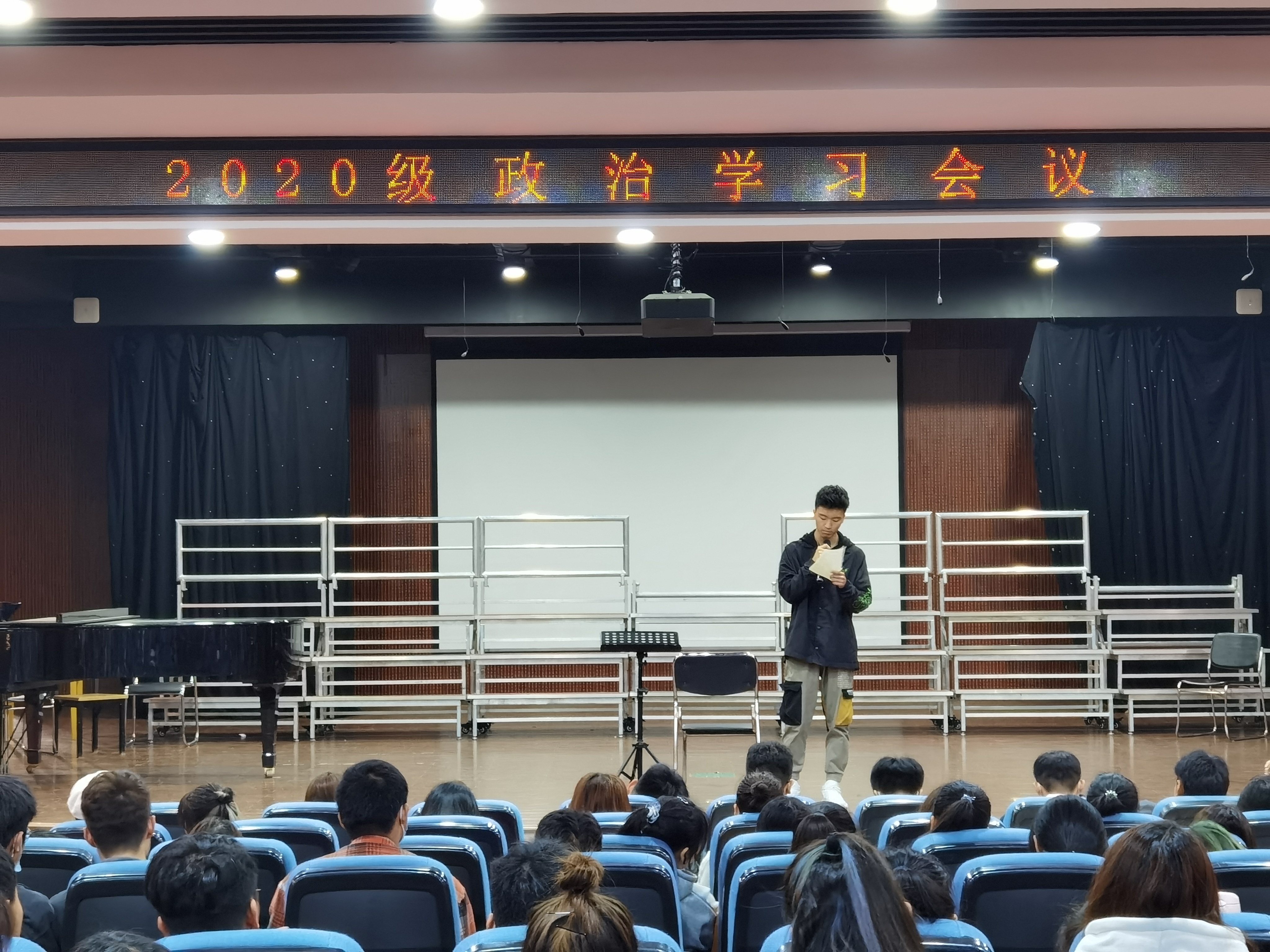 照片3.jpg 照片3.jpg