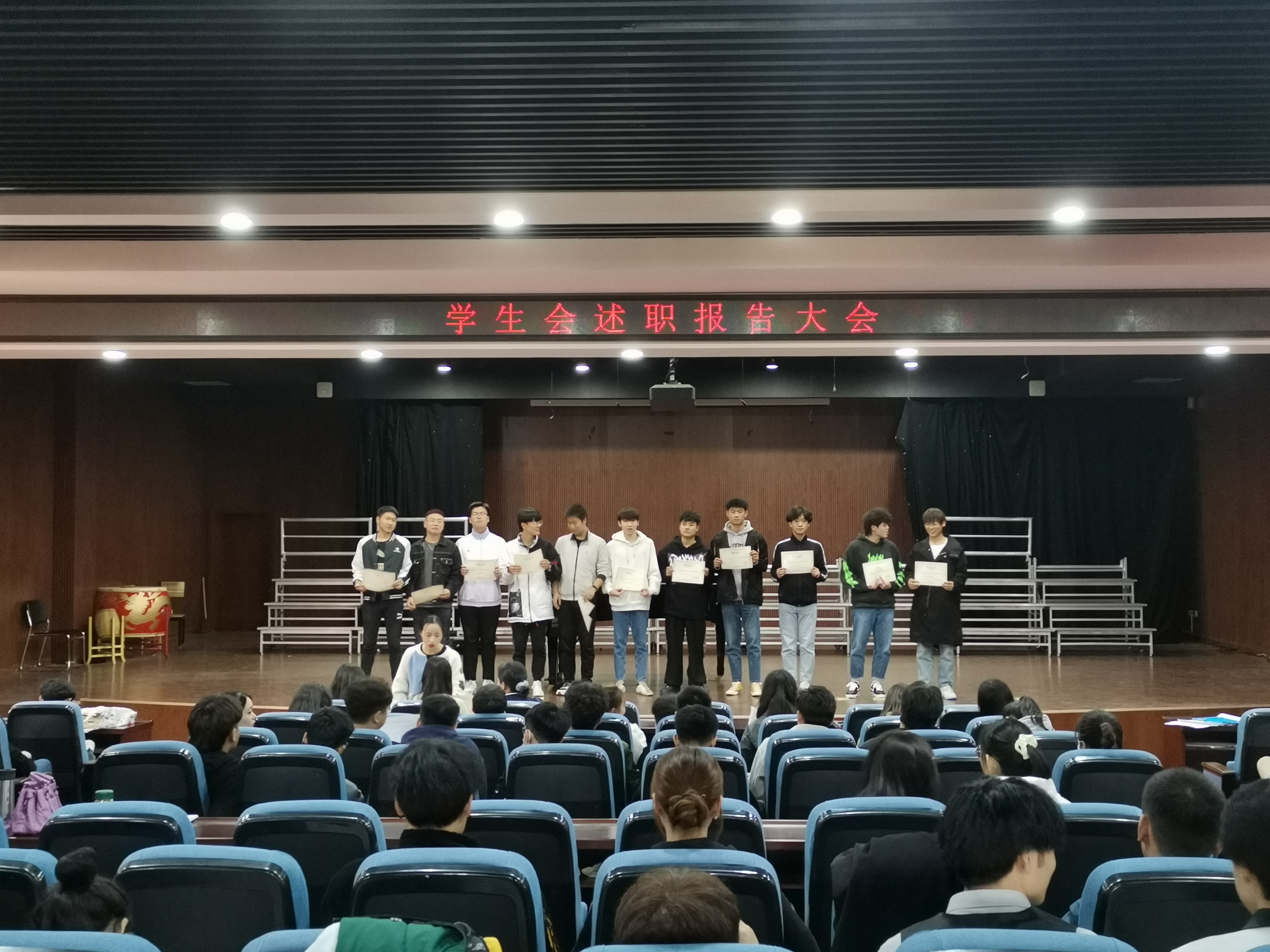 图片3.jpg 图片3.jpg