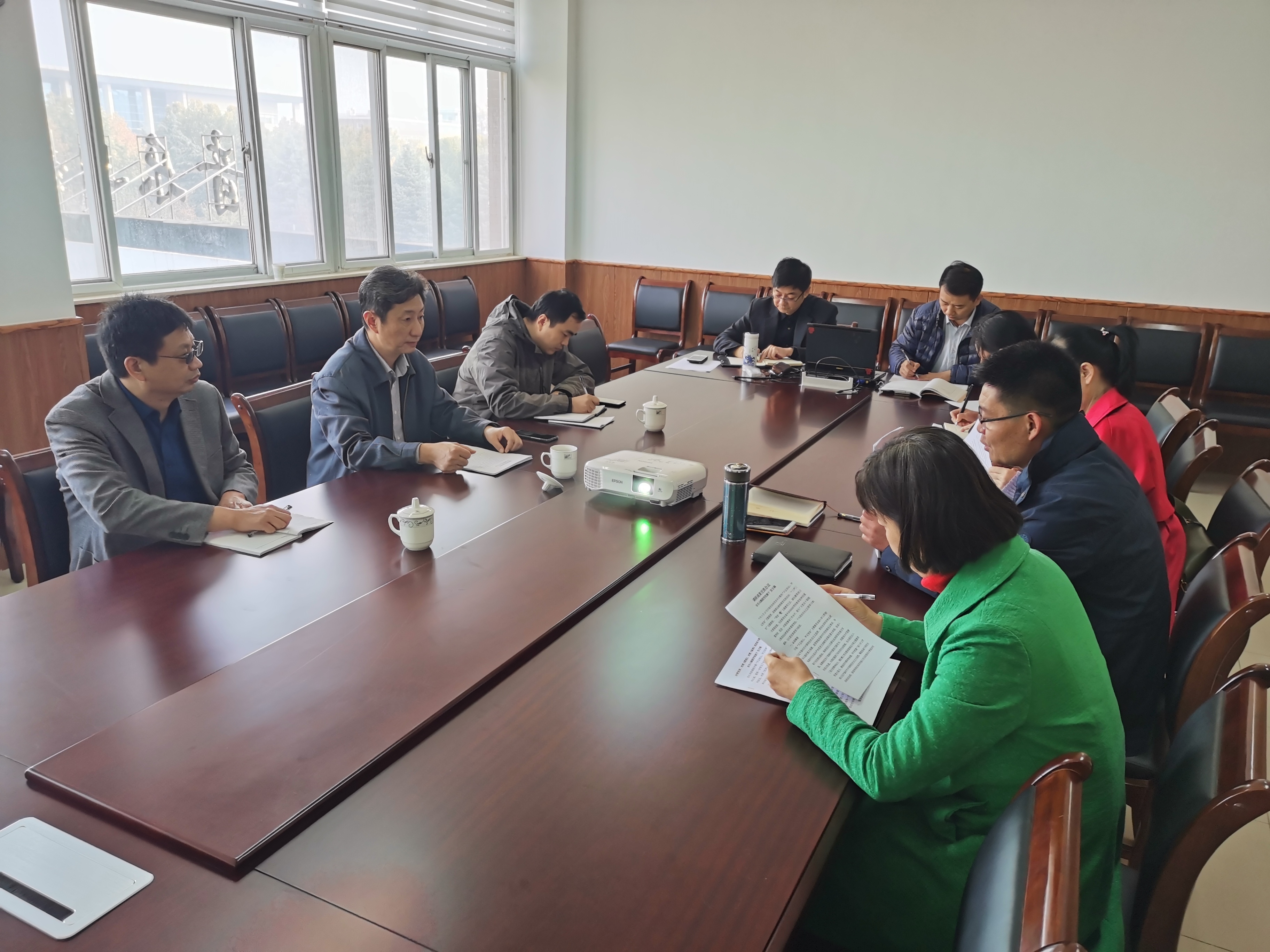 音乐与舞蹈学院“三对照,找差距”专题会议暨调研成果交流会新闻稿照片2.jpg 音乐与舞蹈学院“三对照,找差距”专题会议暨调研成果交流会新闻稿照片2.jpg