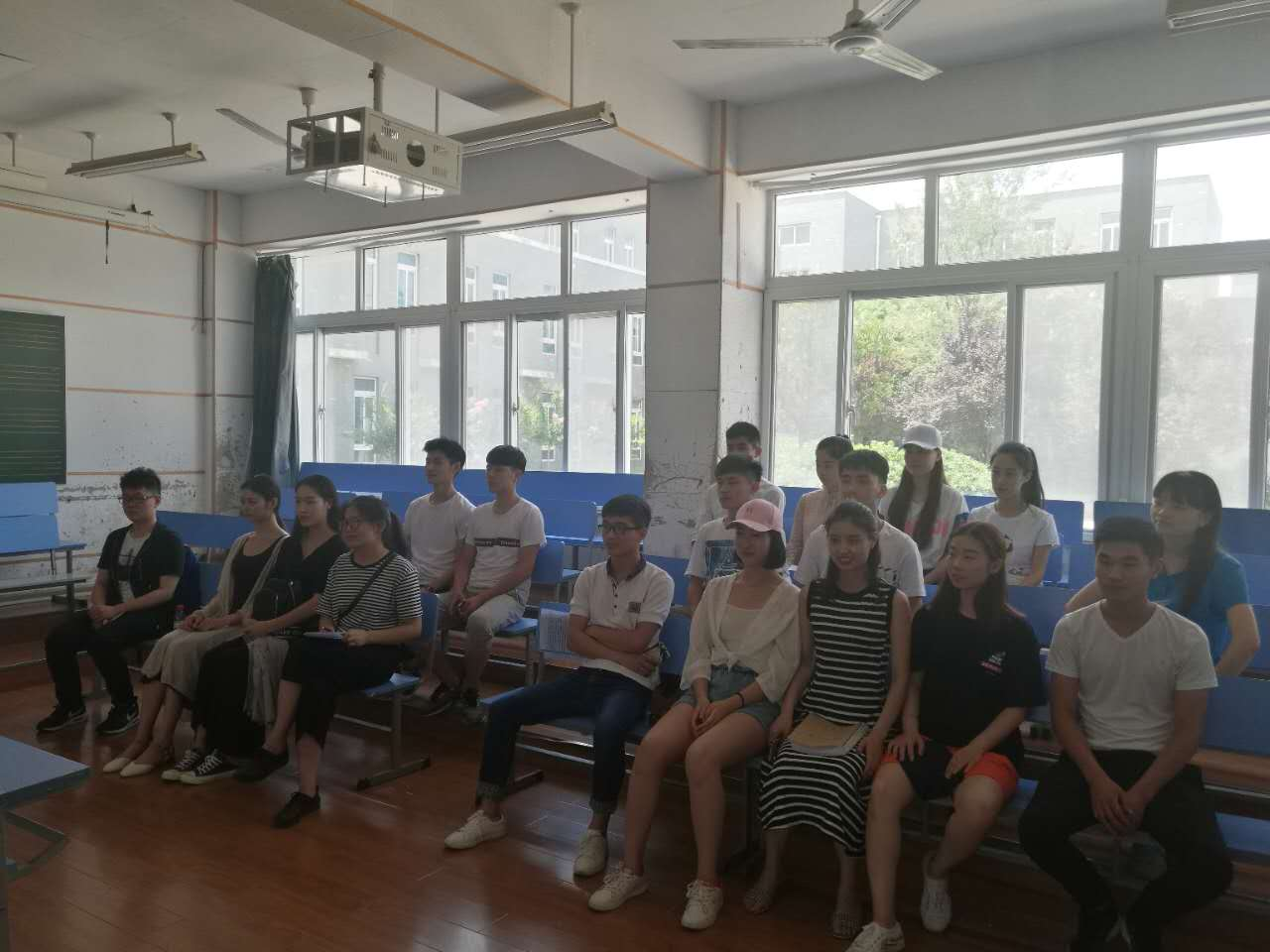 截图1.png 截图1.png