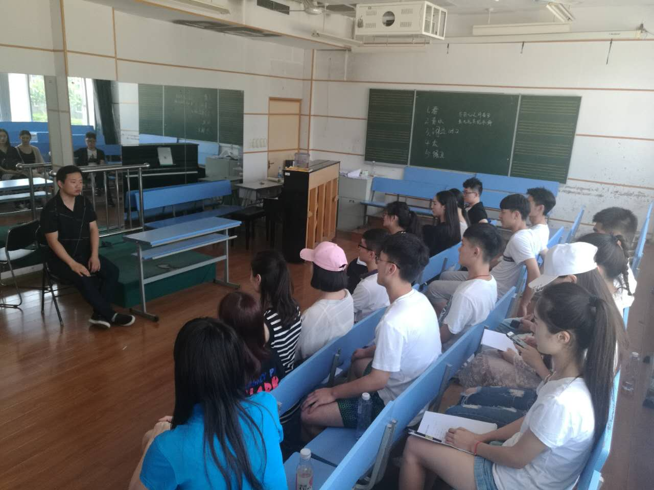 截图2.png 截图2.png