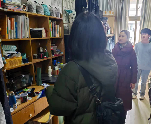 image003.png image003.png